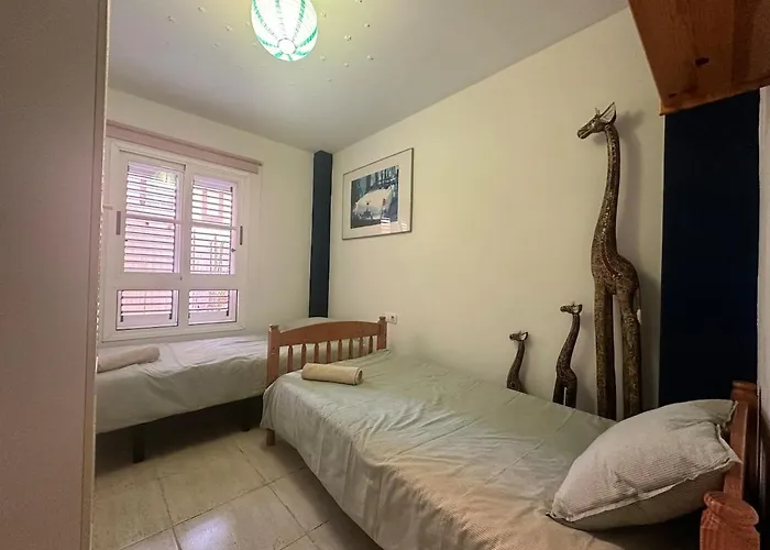 Relax And Tranquility, Sea And Swimming Pool * Callao Salvaje