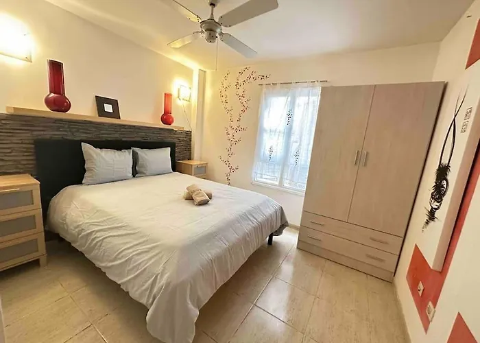 Relax And Tranquility, Sea And Swimming Pool كالاو سالفاجي