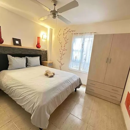 Relax And Tranquility, Sea And Swimming Pool Callao Salvaje