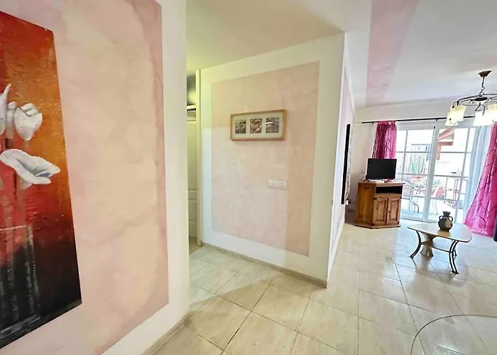 Relax And Tranquility, Sea And Swimming Pool Callao Salvaje